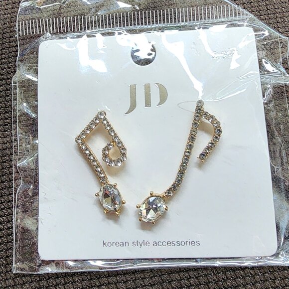 NWT JD Rhinestone Music Note Earrings - Picture 5 of 10